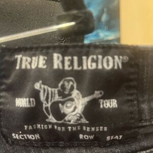 True Religion “Geno” jeans size 40 in GUC